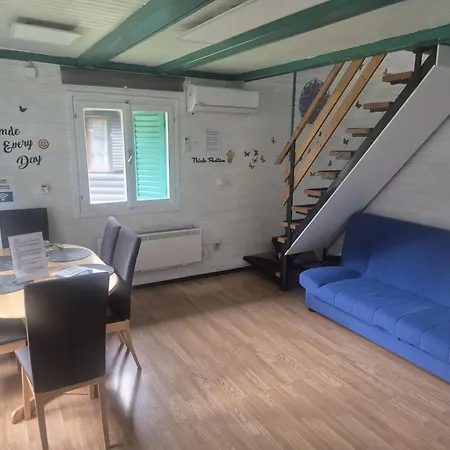 Jack House Semesterbostad *