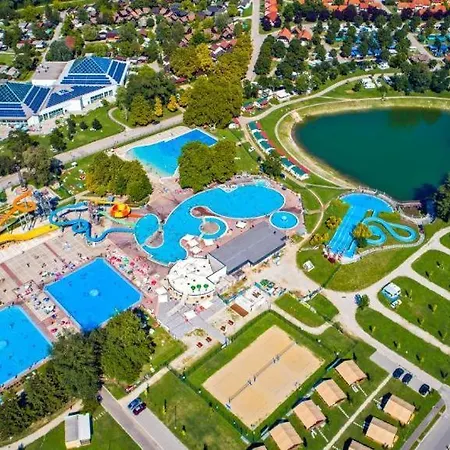 Jack House Semesterbostad Mostec